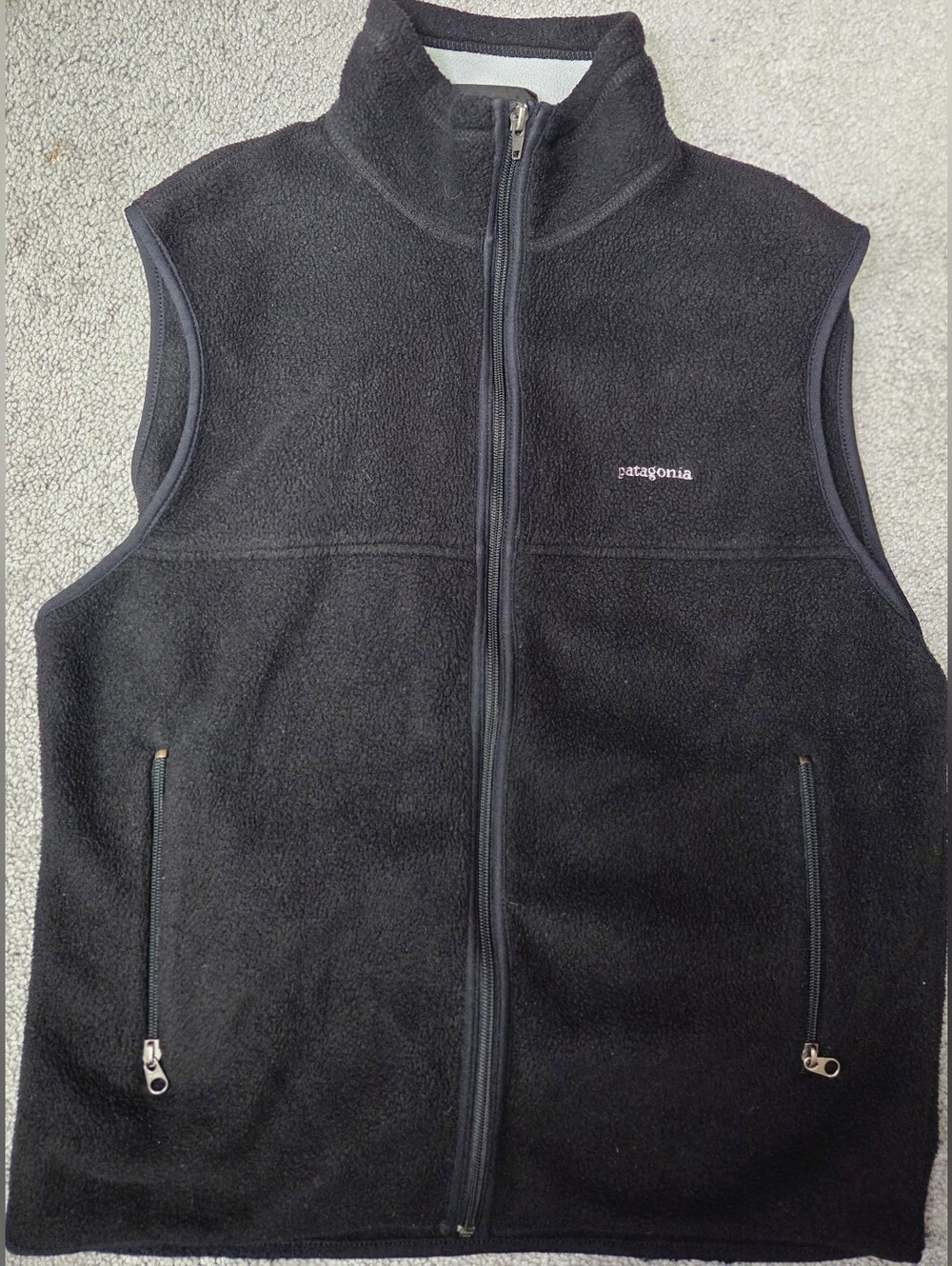Patagonia Men's Black Classic Retro Fleece Vest